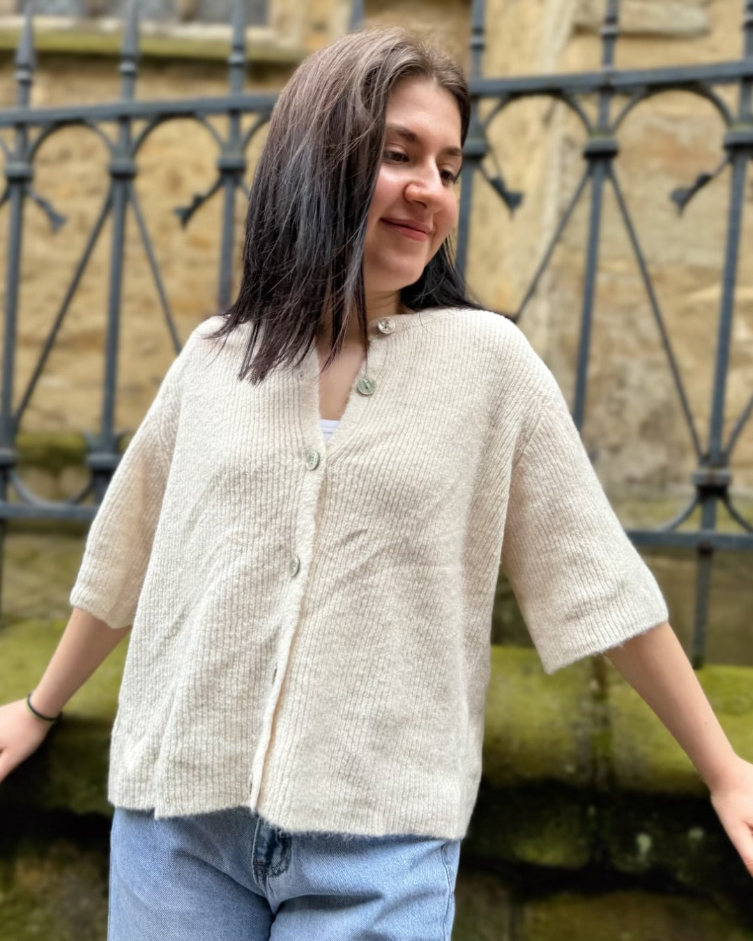 Strickjacke Kurzarm Ina - CreamBeige